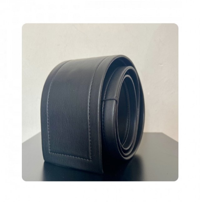 Cinturón rígido negro