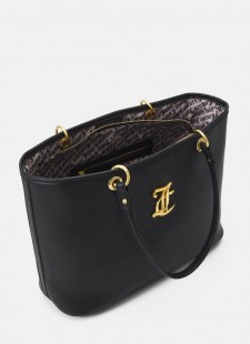 Mengual Concept Store