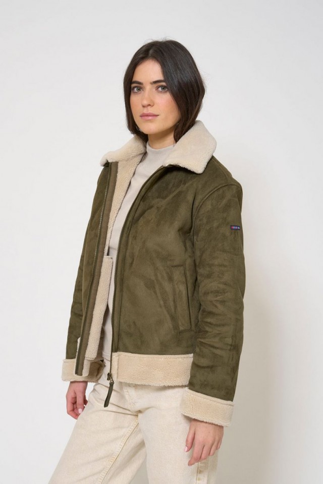 Chaqueta con borreguito