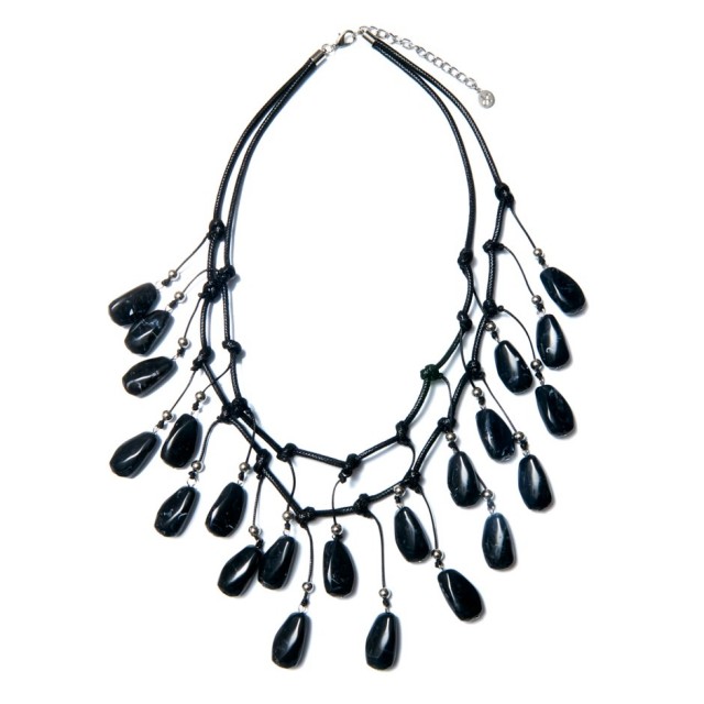 Collar tribal negro