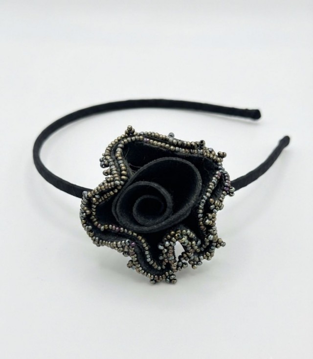 DIADEMA FLOR NEGRA