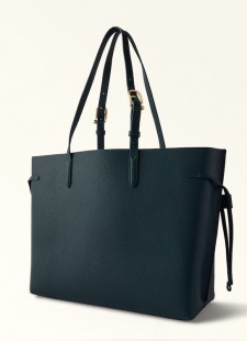 Mengual Concept Store