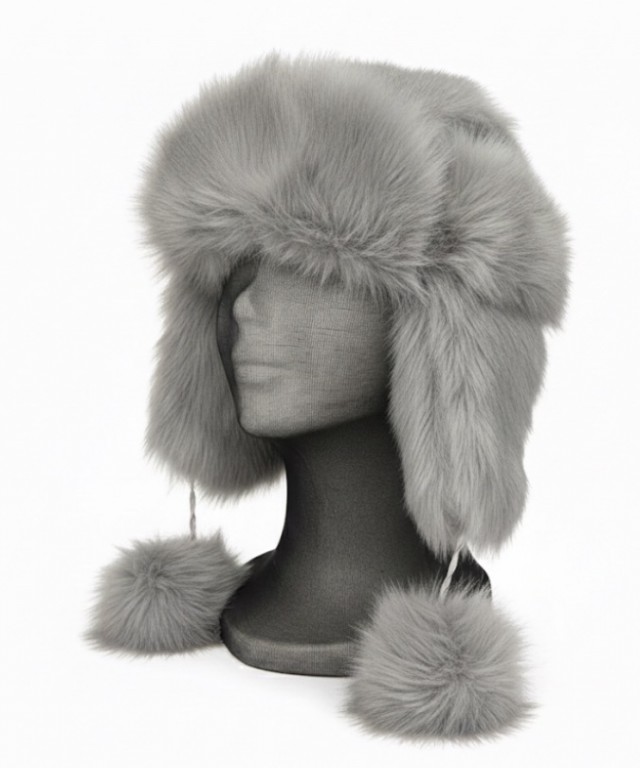 Gorro pelo con pompones