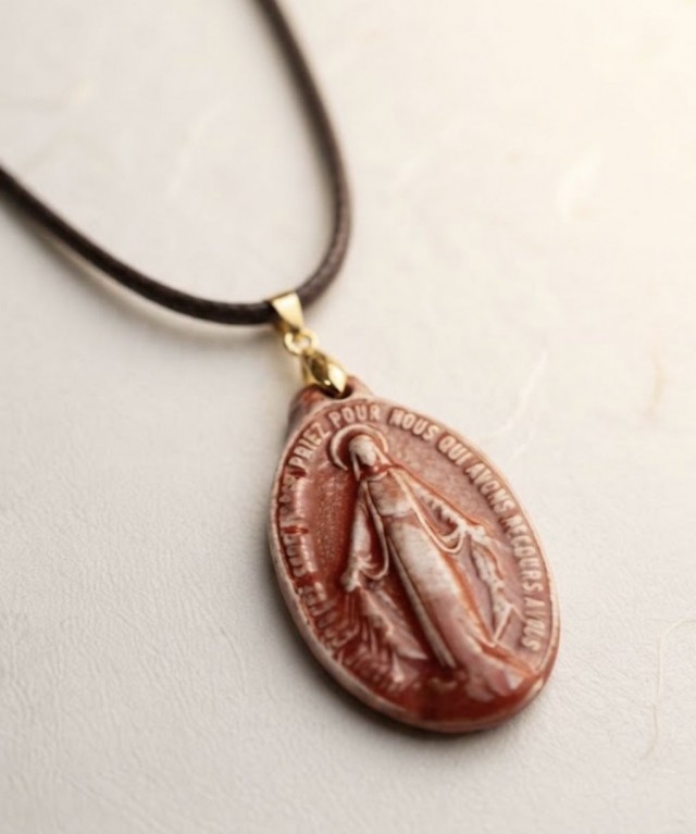Medalla de La Milagrosa Roja