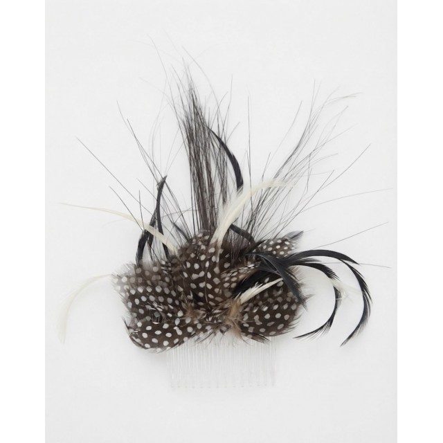 Peineta negra plumas moteadas