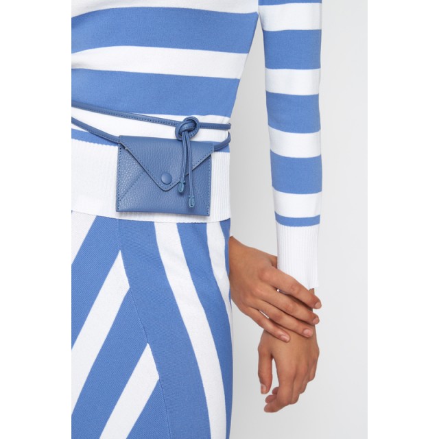 Cinturón con bolsillo azul