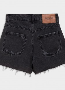 Mengual Concept Store