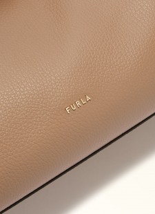 Mengual Concept Store