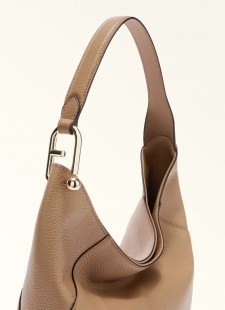 Mengual Concept Store