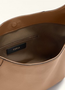 Mengual Concept Store